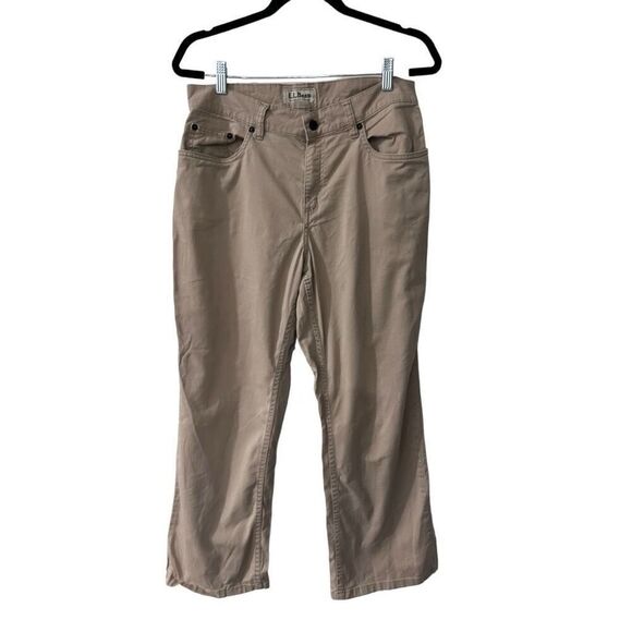 L.L. Bean Tan Classic Fit Straight Leg Khaki Pants Size 12 Petite Classic - Picture 1 of 14